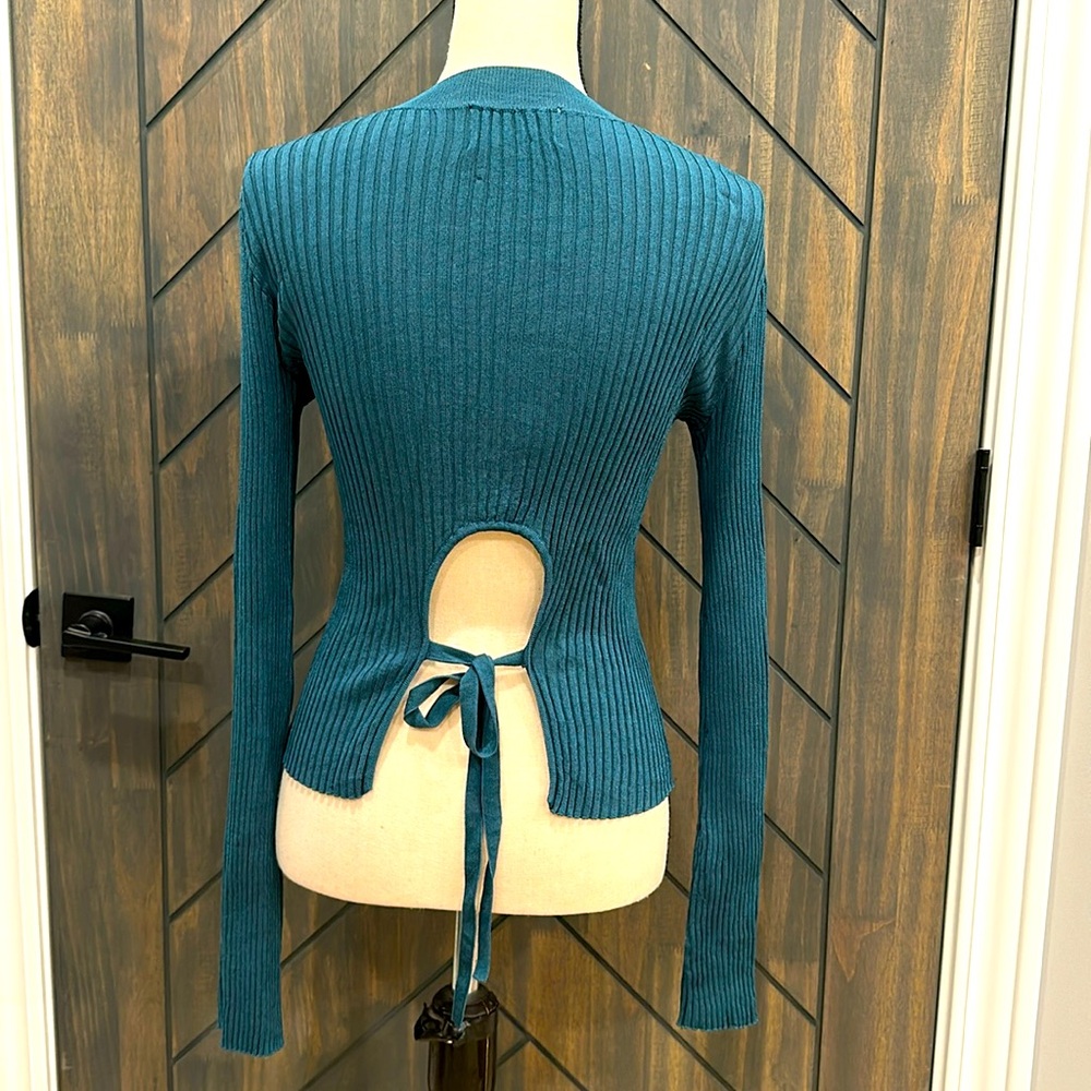 Modern Citizen Open Back Sweater Sz S